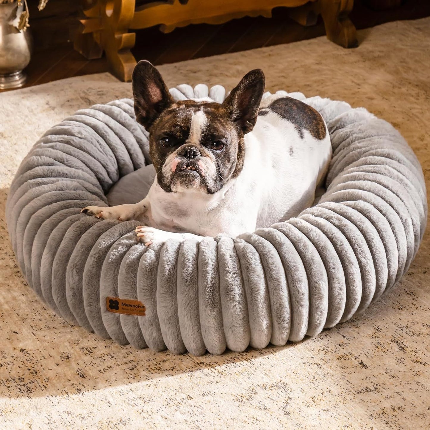MEWOOFUN Donut Cat Bed