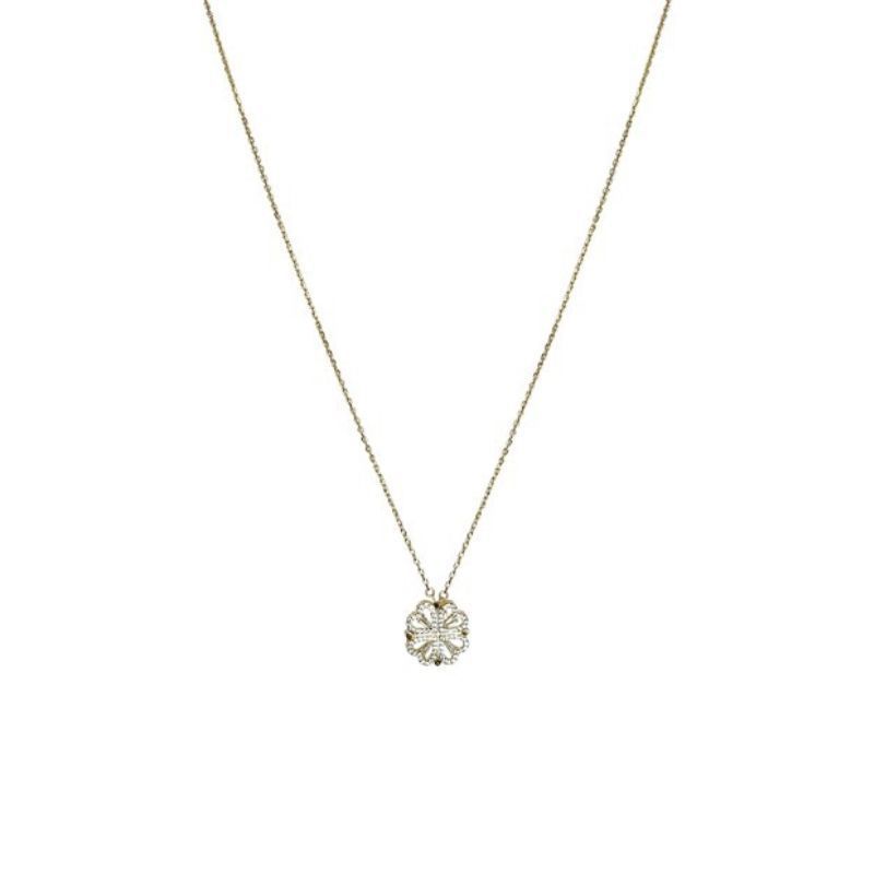 Retro Magnetic Folding Heart Shaped Four Leaf Necklace