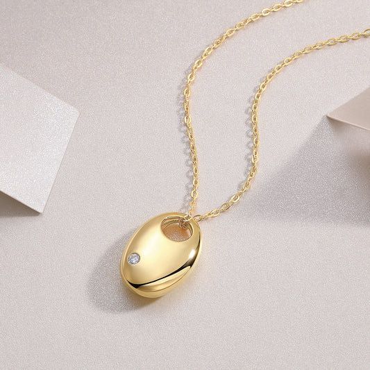 First Encounter - A Fashionable And Trendy Diamond Necklace